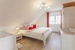 Schlafzimmer - Haus: Kamin, Garten, Sauna - Top-Hundeurlaub