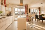 Küche / Küchenzeile - Haus: Terrasse, Kamin, eigene Sauna - Top-Hundeurlaub