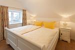 Schlafzimmer - Haus: Garten, Kamin, Sauna - Top-Hundeurlaub