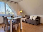 Wohnzimmer - Pension Hirschburg Apartment 1 - Klockenhagen - Top-Hundeurlaub