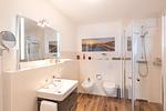 Badezimmer - Apartment "Wikinger Exklusiv" mit Haffblick und Kamin - Top-Hundeurlaub