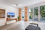 Wohnzimmer - Ferienhaus Ostseeparadies mit 2 Bädern und Terrasse - der Strand ist nur 800 Meter entfernt - Top-Hundeurlaub