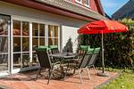 Terrasse mit Tisch und Stühlen - Schwinkelsmoor - Top-Hundeurlaub