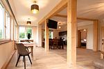FB01_Haus Falkenhagen 11_Wohnzimmer - Naturpur Ferienhaus - Top-Hundeurlaub