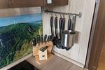 FB01_Haus Falkenhagen 11_Küchendetail - Naturpur Ferienhaus - Top-Hundeurlaub