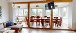 FB01_Haus Falkenhagen 11_Esstisch 01 - Naturpur Ferienhaus - Top-Hundeurlaub