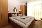 Schlafzimmer - Appartementhaus Meeresblick Fewo E.11 (rolli-freundlich) - Top-Hundeurlaub