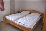 Schlafzimmer - Sonnenuhr - Top-Hundeurlaub