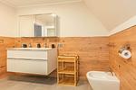 Badezimmer - Ferienwohnung Mü mit Kamin, große Küche und Sonnenterrasse - Top-Hundeurlaub
