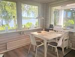 Heller Essbereich im Ferienhaus am Ullvettern - Schwedenhaus am See - Top-Hundeurlaub