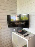 Fernseher im Schwedenhauses am Ullvettern - Schwedenhaus am See - Top-Hundeurlaub