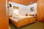 Bett - Rundblick 2 Gartenwohnung - Top-Hundeurlaub