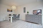 Wohnzimmer mit TV - Wohnung 115 - Top-Hundeurlaub