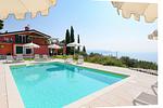 Luxusvilla Cà Rossa mit 2 Ferienwohnungen am Gardasee - Top-Hundeurlaub