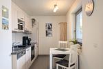 Küchenzeile mit Backofen und Spülmaschine - Wohnung 04 - Top-Hundeurlaub