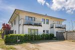 Fassade / Eingang - App. Ahlbeck mit Balkon, Kamin und Seeblick - Top-Hundeurlaub