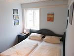 Doppelbettschlafzimmer in der Ferienwohnun Brombelbei in Süddorf auf Amrum - Ferienwohnung *Brombelbei* - Top-Hundeurlaub