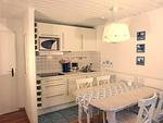 Küche in der Ferienwohnung Fiiwfut in Süddorf auf Amrum - Ferienwohnung *Fiiwfut* - Top-Hundeurlaub