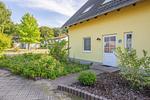 Fassade / Eingang - Ferienhaus See Idyll 2 mit Kamin, Terrasse und 2 Bädern - Top-Hundeurlaub