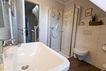 Badezimmer - Doppelhaushälfte Diek Twilling 2 - Top-Hundeurlaub