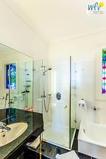 Badezimmer - Villa Bella Rosa - Top-Hundeurlaub