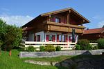 Hauptansicht - Waldhirsch - Feriendorf Via Claudia Haus 90 - Top-Hundeurlaub