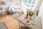 Wohnzimmer - Haus Friesische Straße 25a, Whg. 2 - Top-Hundeurlaub