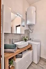 Villino Giuliana - kürzlich renoviert und mit wunderschönem Seeblick - 017185-CNI-00654 - Top-Hundeurlaub