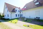 Fassade / Eingang - FeWo 01: Terrasse - Top-Hundeurlaub