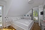Schlafzimmer - Haus: Terrasse,Garten,Meerblick - Top-Hundeurlaub