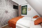 Schlafzimmer - Haus: Terrasse, Garten, Sauna - Top-Hundeurlaub