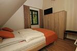 Schlafzimmer - Haus: Terrasse, Garten, Sauna - Top-Hundeurlaub