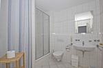 Badezimmer - FeWo 19: Balkon, Sauna, Schwimmbad - Top-Hundeurlaub