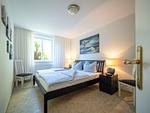Schlafzimmer mit Doppelbett - Birkenstrasse 6i Wohnung 14 - Top-Hundeurlaub