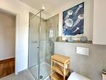 Modernes Badezimmer mit eleganter Dusche. - Salt & Sand Wohnung Sea - Top-Hundeurlaub