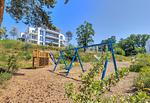 Spielanlage - Top Floor Apartment A15 mit großer Terrasse im "Pine Hill Resort" - Top-Hundeurlaub