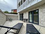 Genießen Sie entspannte Stunden auf dieser einladenden Terrasse! - Salt & Sand Wohnung Sand - Top-Hundeurlaub