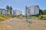 Gartenblick - Top Floor Apartment C15 mit großer Terrasse im "Pine Hill Resort" - Top-Hundeurlaub