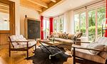 Gemütliches Wohnzimmer mit großen Fenstern - Hyggelig Hus - Top-Hundeurlaub