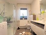 Badezimmer mit Dusche - Haus 89 Fewo EG - Top-Hundeurlaub