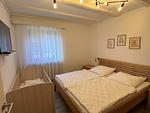 Schlafzimmer - Haus 44 Feldblick Fewo 2 unten - Top-Hundeurlaub