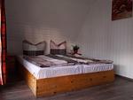 Schlafzimmer 1 - Ferienhaus Gartenblick - Top-Hundeurlaub