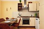 Küche mit Geschirrspüler und Backofen - Wohnung Strandkrabbe 02 - Top-Hundeurlaub