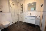 Badezimmer - Ferienwohnung "Küstenkind Dorum" Sieltrift 21-14 - Top-Hundeurlaub