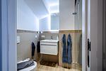 Badezimmer 2: Regendusche, WC - FeWo Sandburg in PRORA - 9.01 - Top-Hundeurlaub