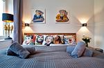 Schlafzimmer 1 (Seeseite): 1 Doppelbett (180x200), Kleiderschrank, TV, Zugang zum Balkon - FeWo Steife Brise in PRORA - 3.05 - Top-Hundeurlaub