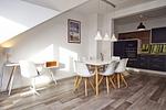 Wohnzimmer - FeWo Waldloft mit Balkon - Top-Hundeurlaub