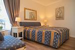 Schlafzimmer - Villa am Hang App. 1 inkl. WLAN - Top-Hundeurlaub