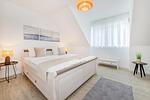 Schlafzimmer - Ferienhaus Meeresrauschen nur 700 m zum Strand mit Terrasse - Top-Hundeurlaub