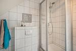 Badezimmer - Ferienwohnung Strandbrise mit Kamin und Balkon - Top-Hundeurlaub